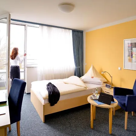 Johanniter Gaestehaus 3*