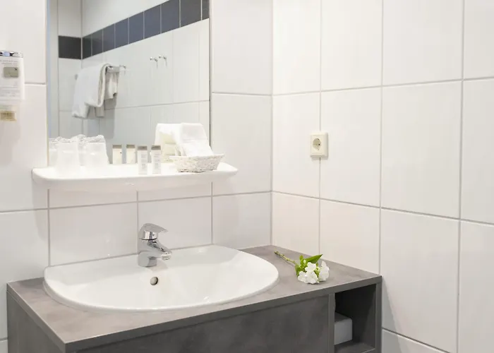 Ξενοδοχείο Johanniter Gaestehaus 3*