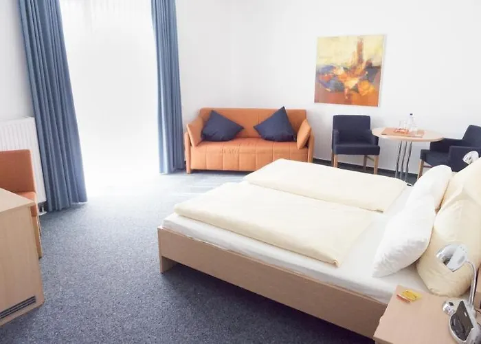 Ξενοδοχείο Johanniter Gaestehaus 3*